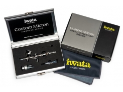 Iwata Custom Micron airbrush